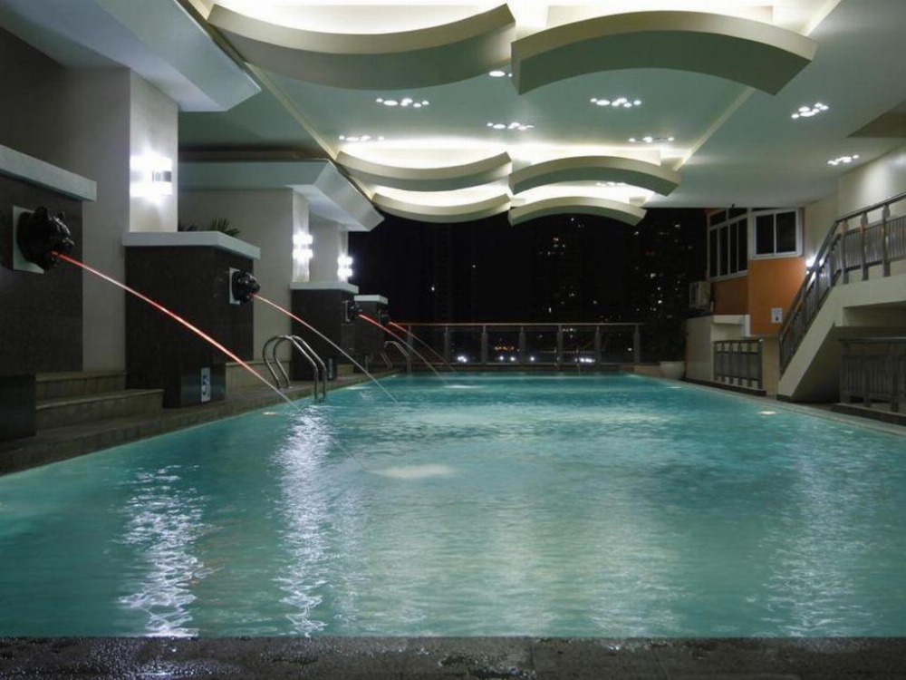 Regency Grand Suites Image 20