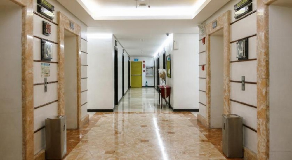 Regency Grand Suites Image 7